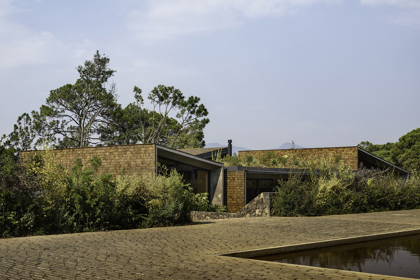 Izar Houses by Taller ADG