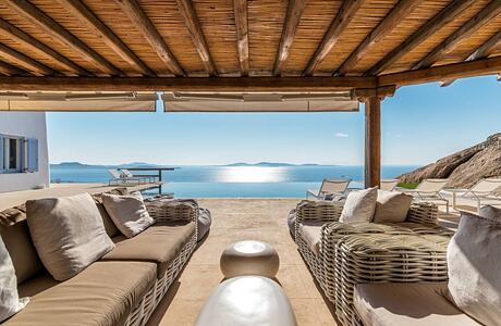 Infinite Blue Villa by Mykonos Architects