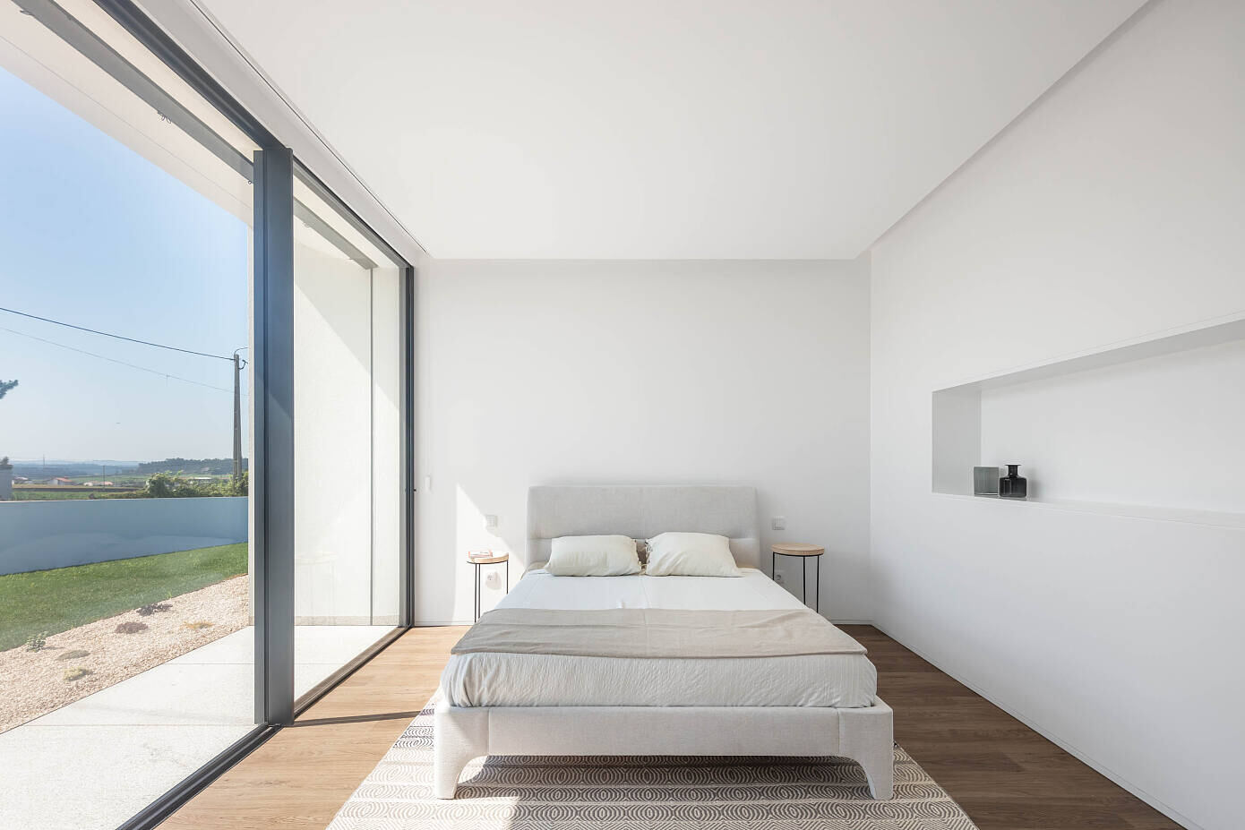 Rio Mau 2 House by Raulino Silva