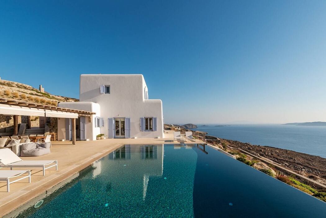 Infinite Blue Villa by Mykonos Architects - 1
