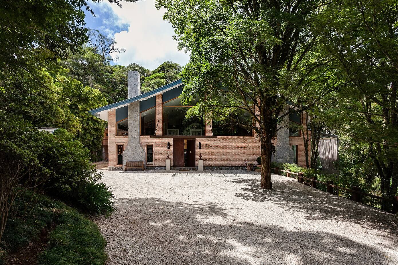 Campos House by Arkitito Arquitetura