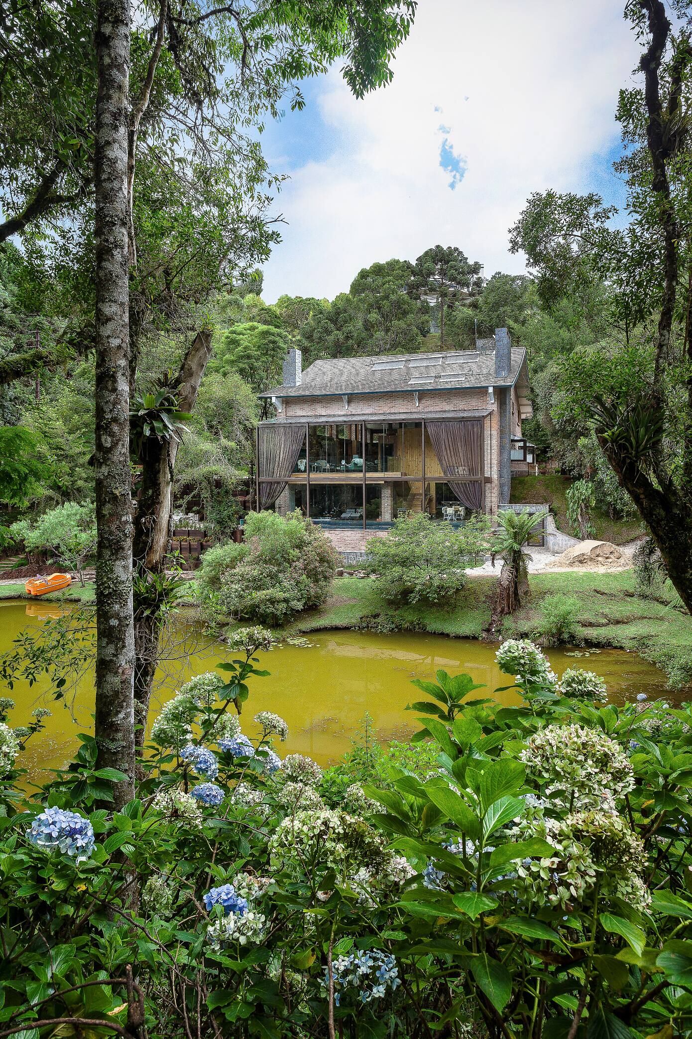 Campos House by Arkitito Arquitetura