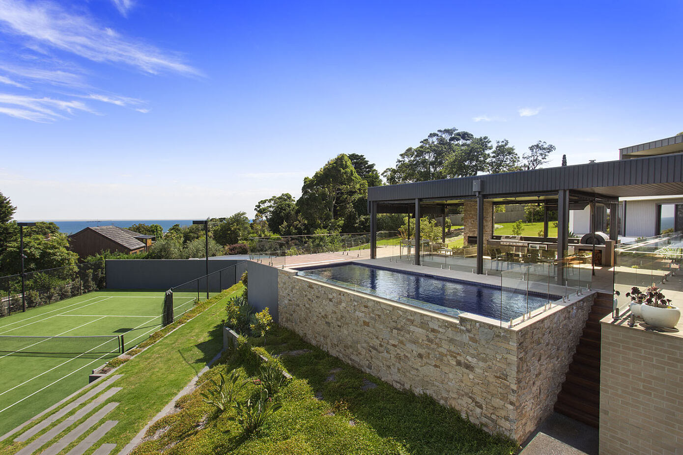 Shire House by Graham Jones Design