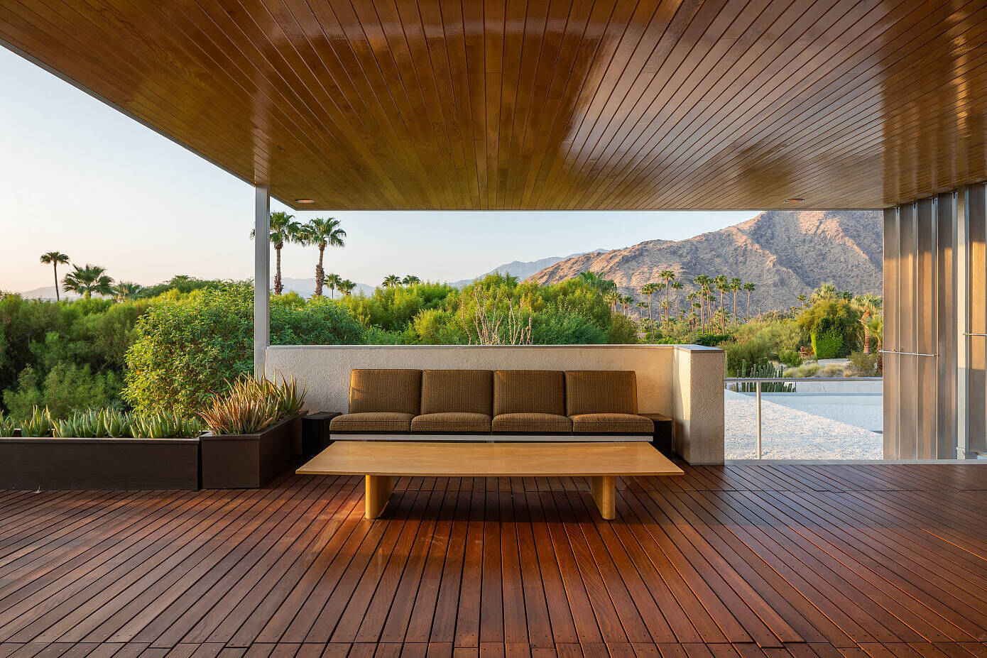 Kaufmann Desert House by Richard Neutra