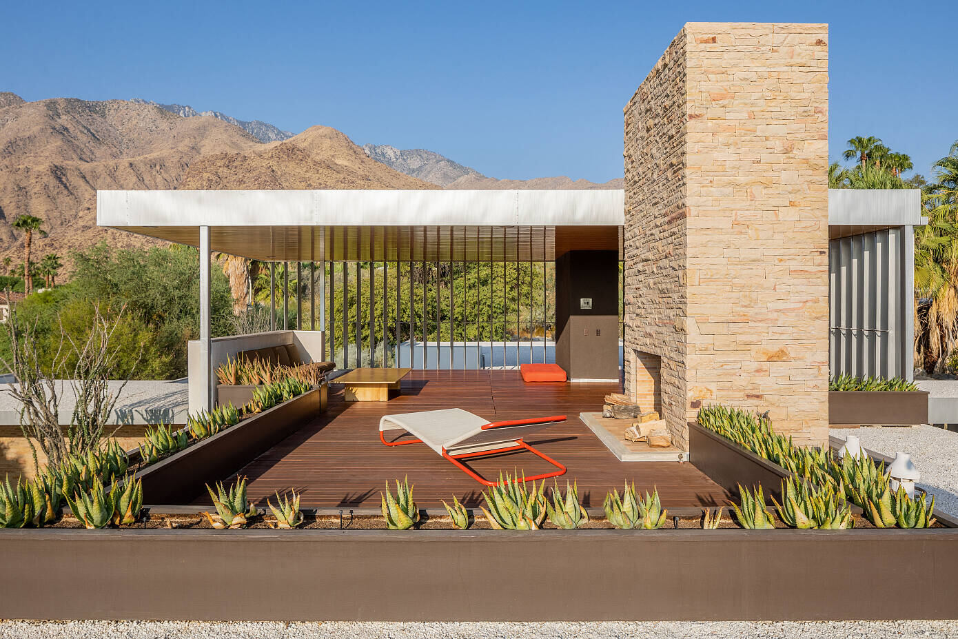 Kaufmann Desert House by Richard Neutra