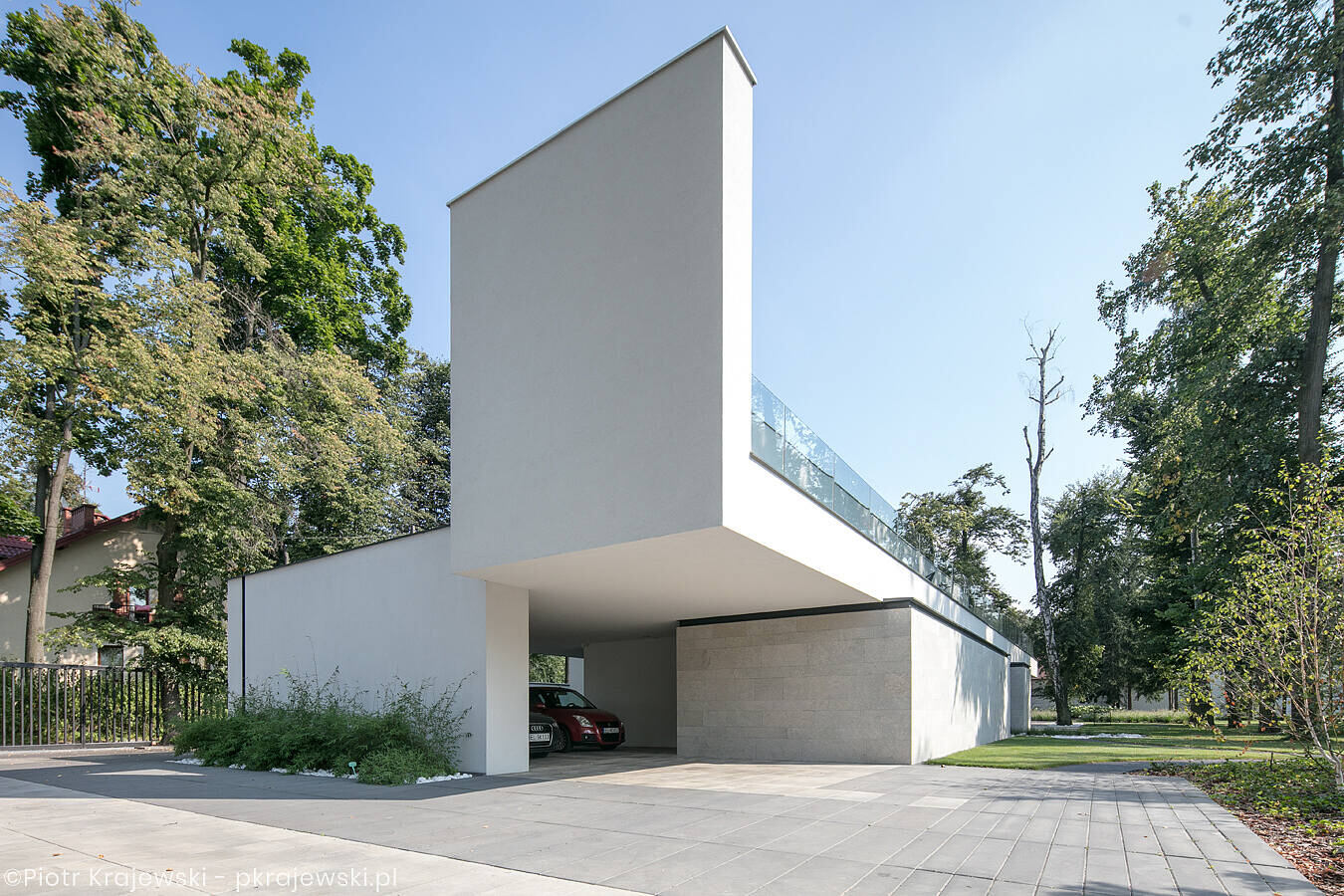 Long House by Reform Architekt