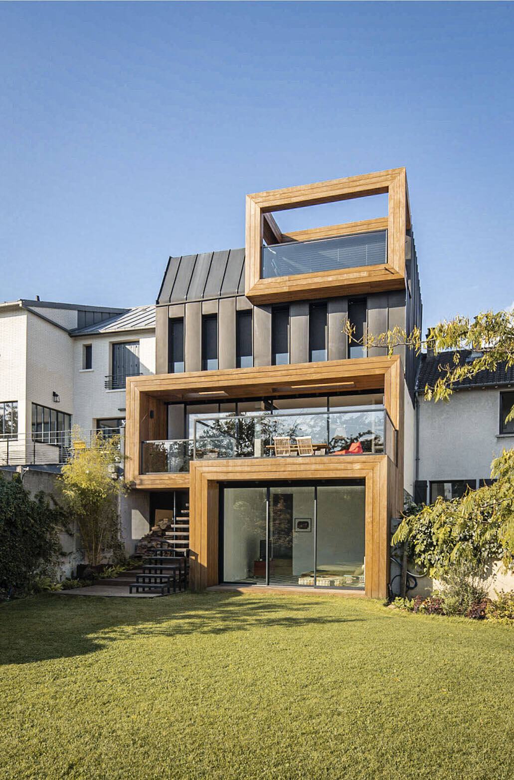 ISSY Extension by SKP Architecture