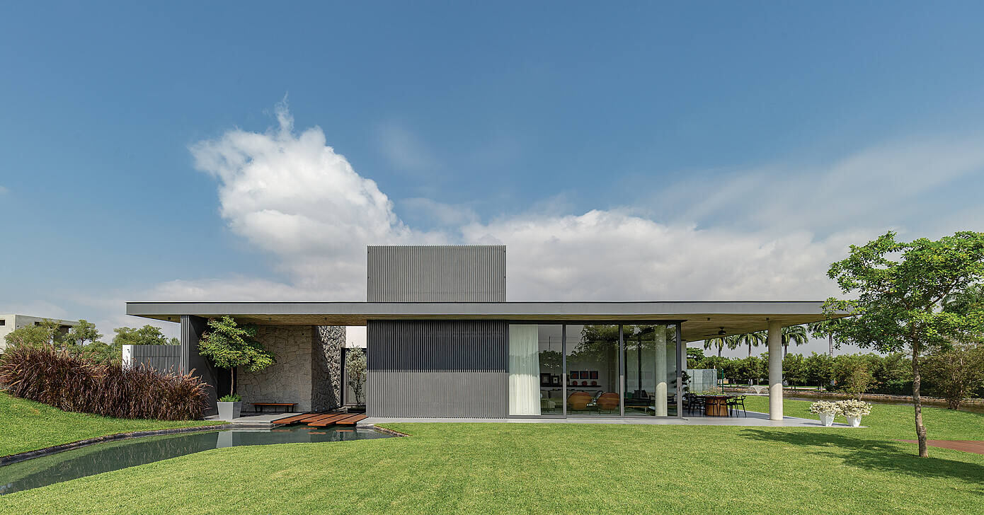 6m House by Jannina Cabal & Arquitectos