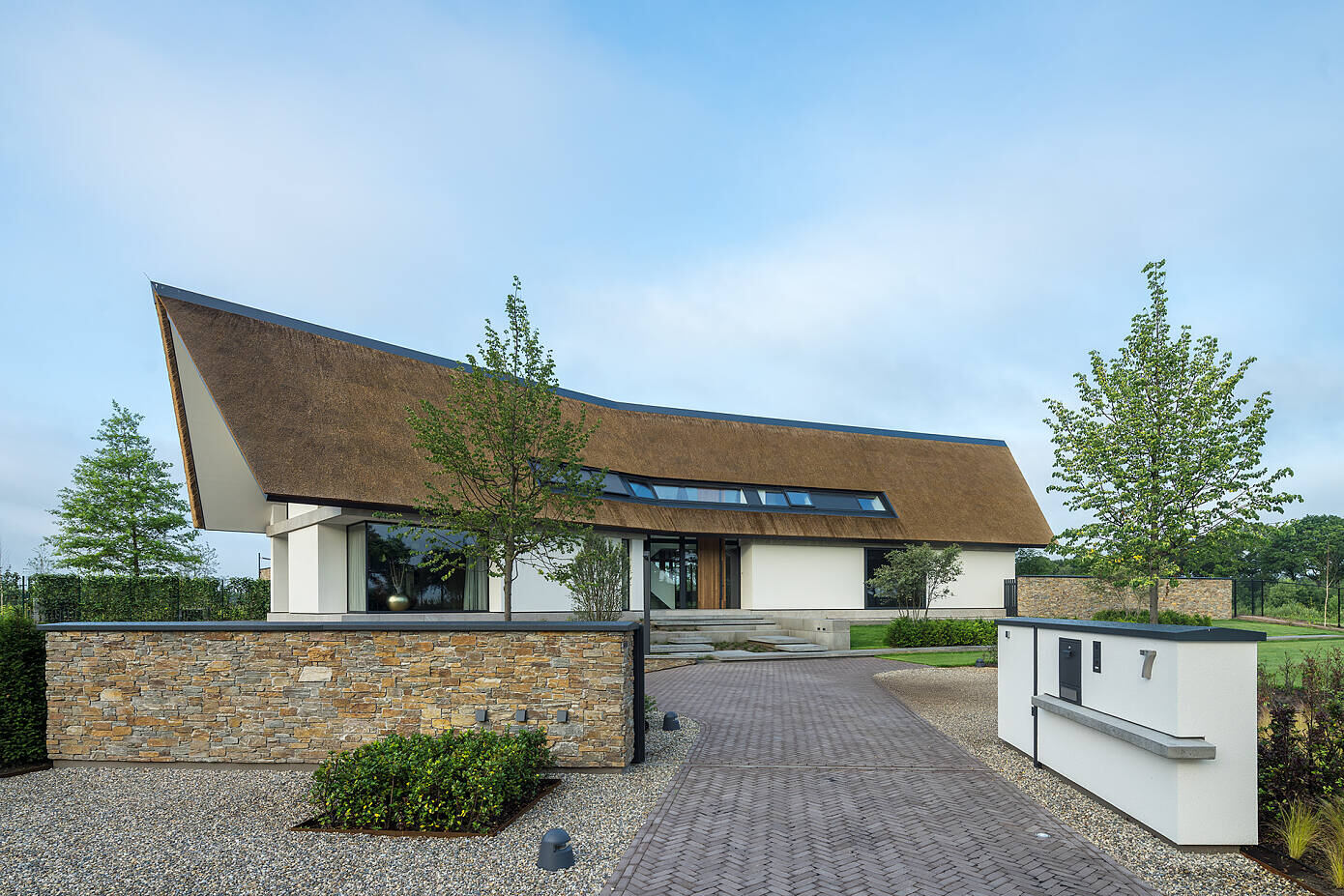 Villa VK by Lenz Architects