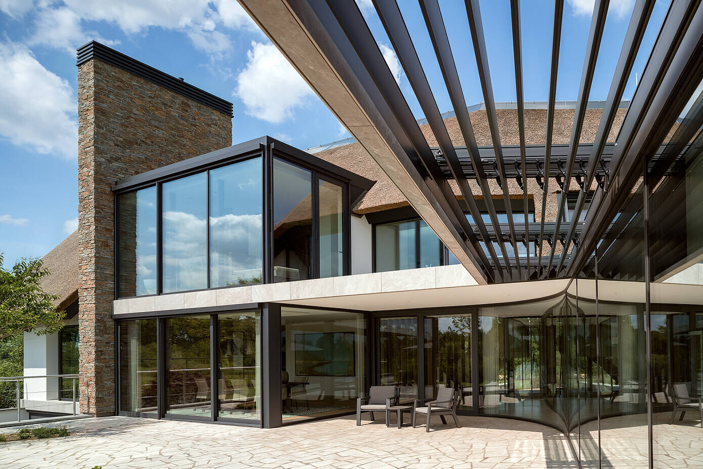 Villa VK by Lenz Architects