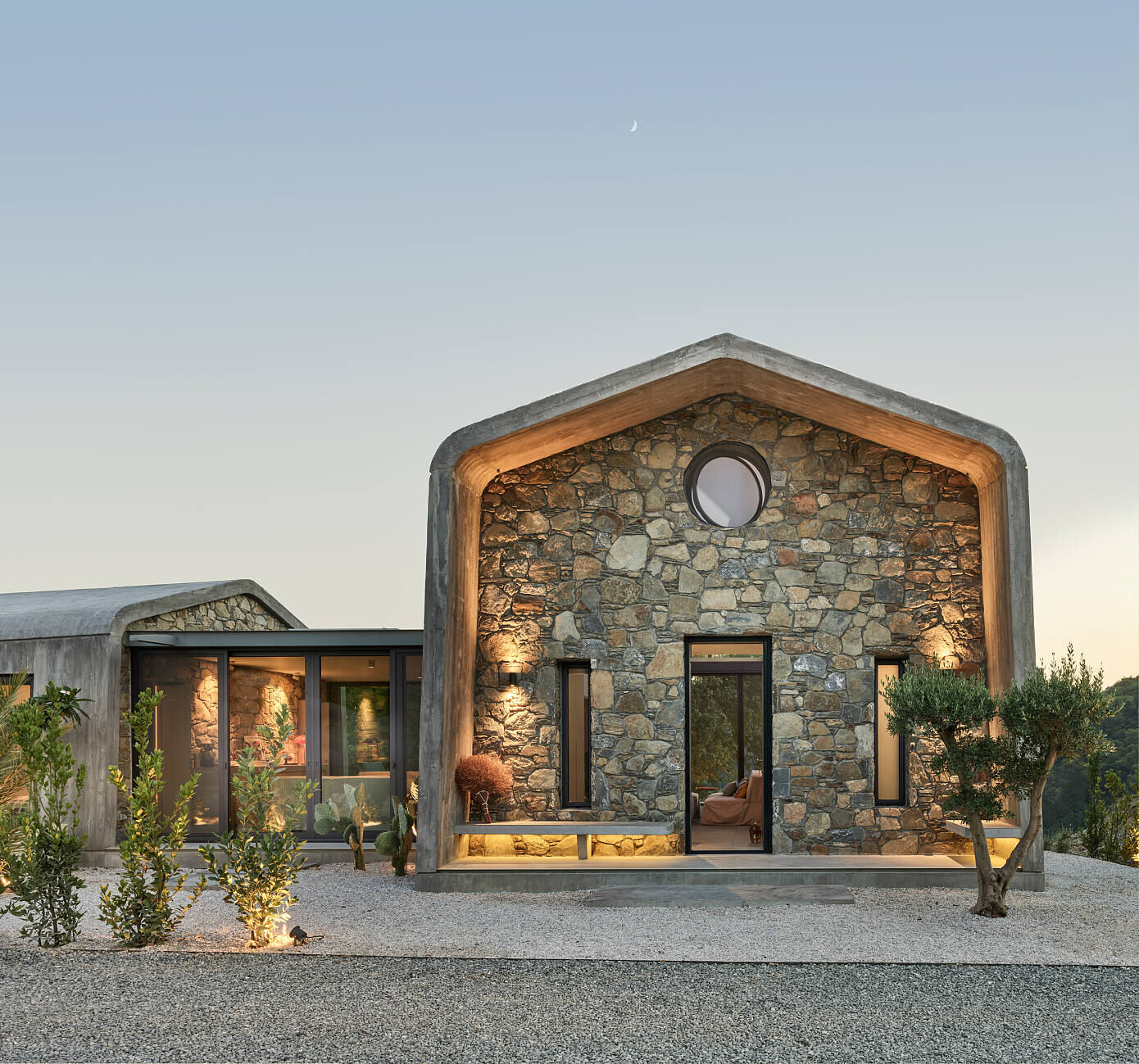 U House by Urastudio