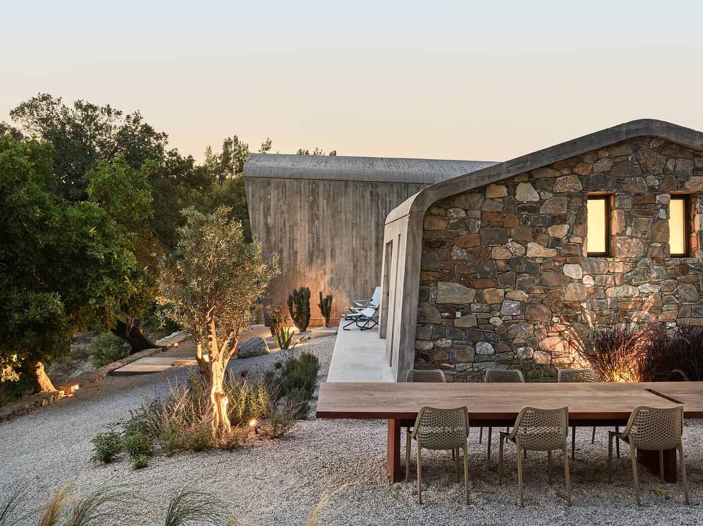 U House by Urastudio