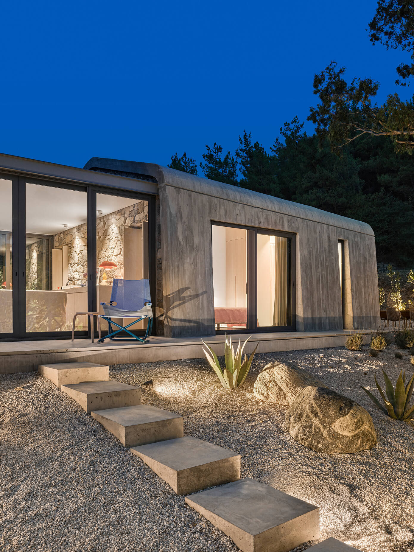 U House by Urastudio