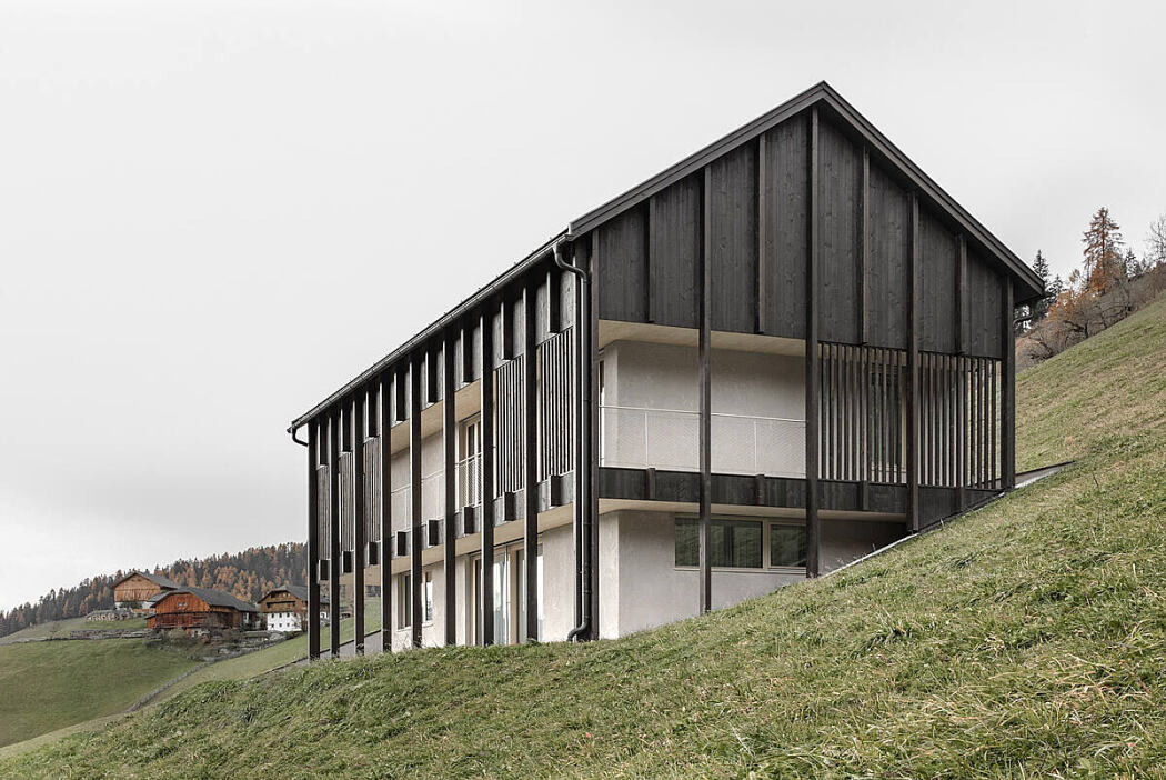 Ciasa Le Fiun by Architekt Daniel Ellecosta - 1
