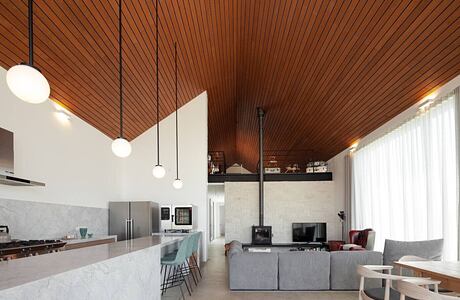 Tina’s Barnhouse by Vardastudio Architects and Designers