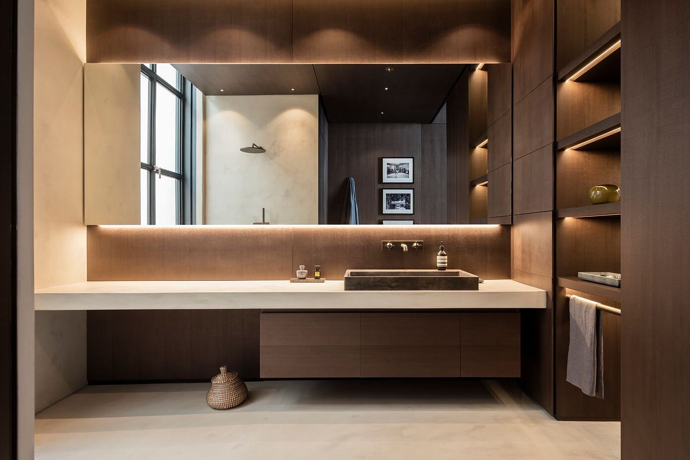 Loft Burés by Kirsten Schwalgien Design