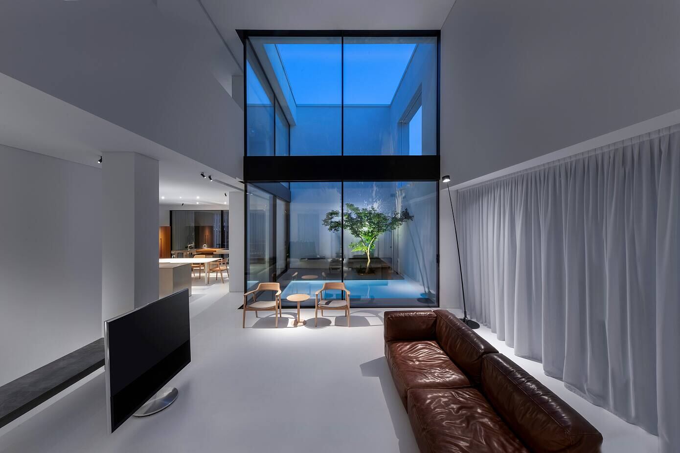 T House by Massimo Rosa