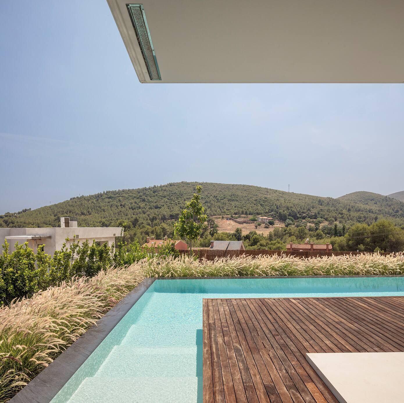 Panoramic House by ON-A Architects