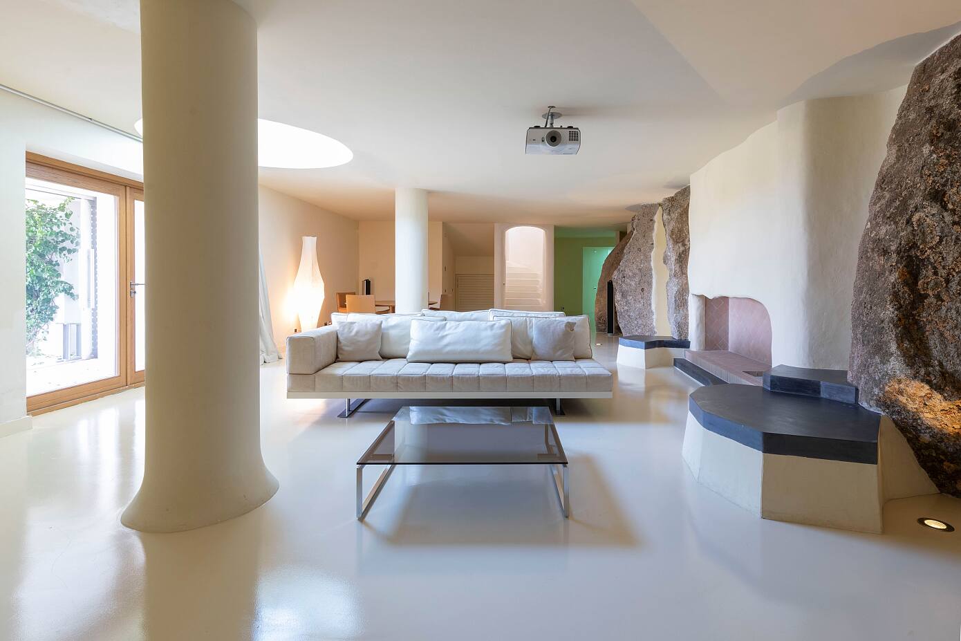 Villa Sa’ Contissa by Studio di Architettura Luca Scacchetti