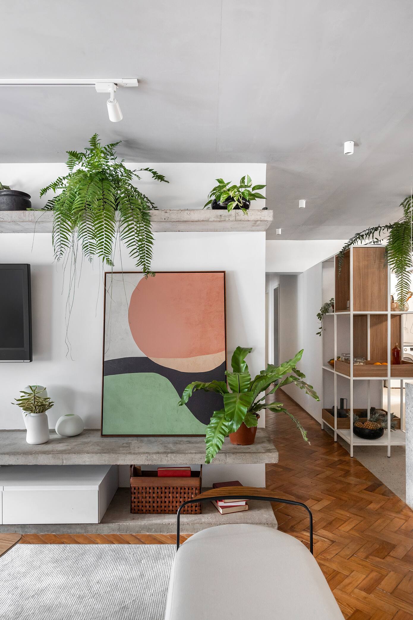 Taquinho Apartment by Lez. Arquitetura