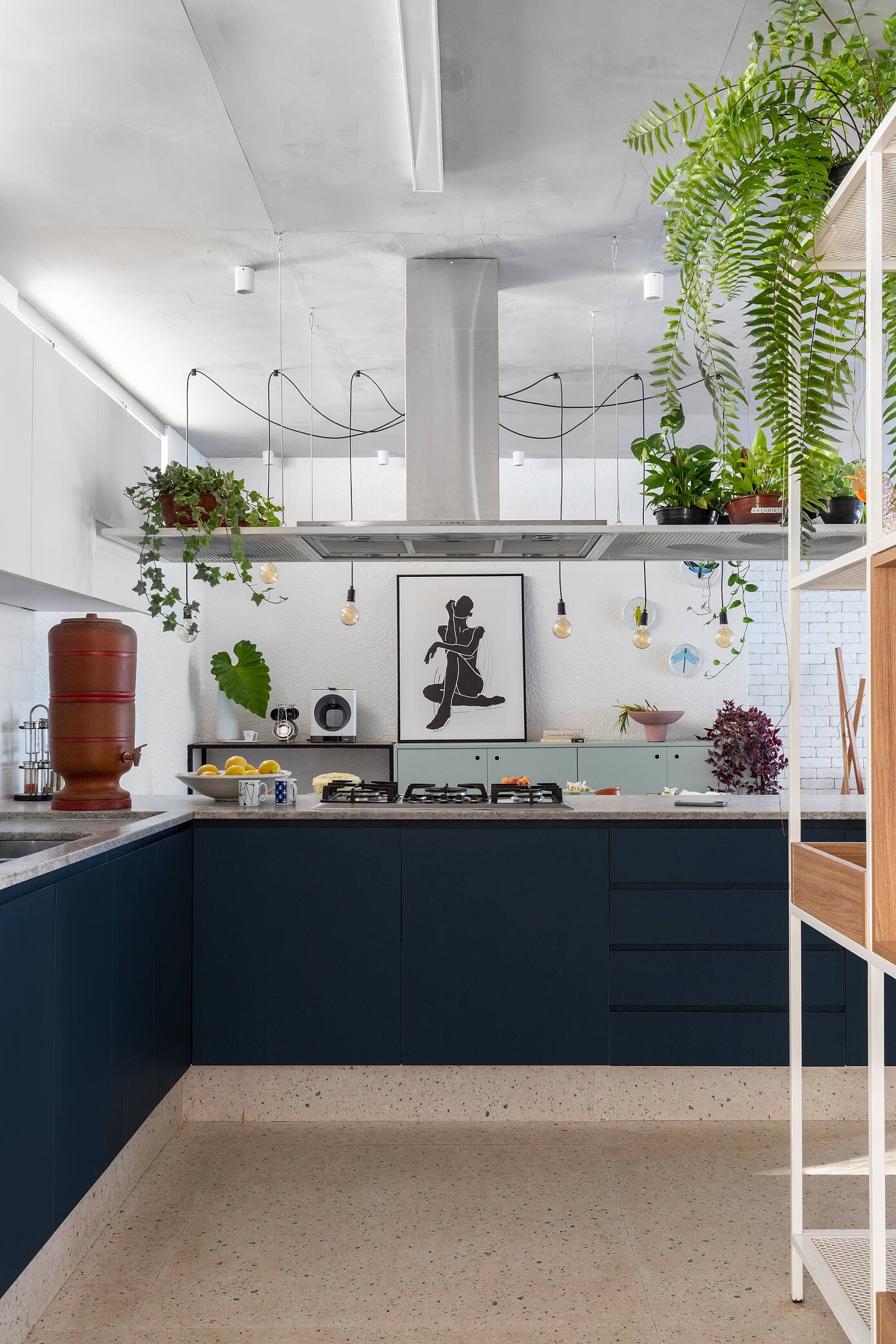 Taquinho Apartment by Lez. Arquitetura