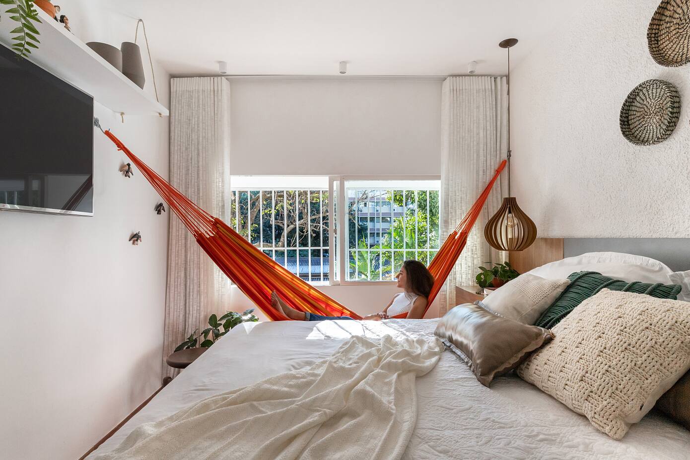 Taquinho Apartment by Lez. Arquitetura