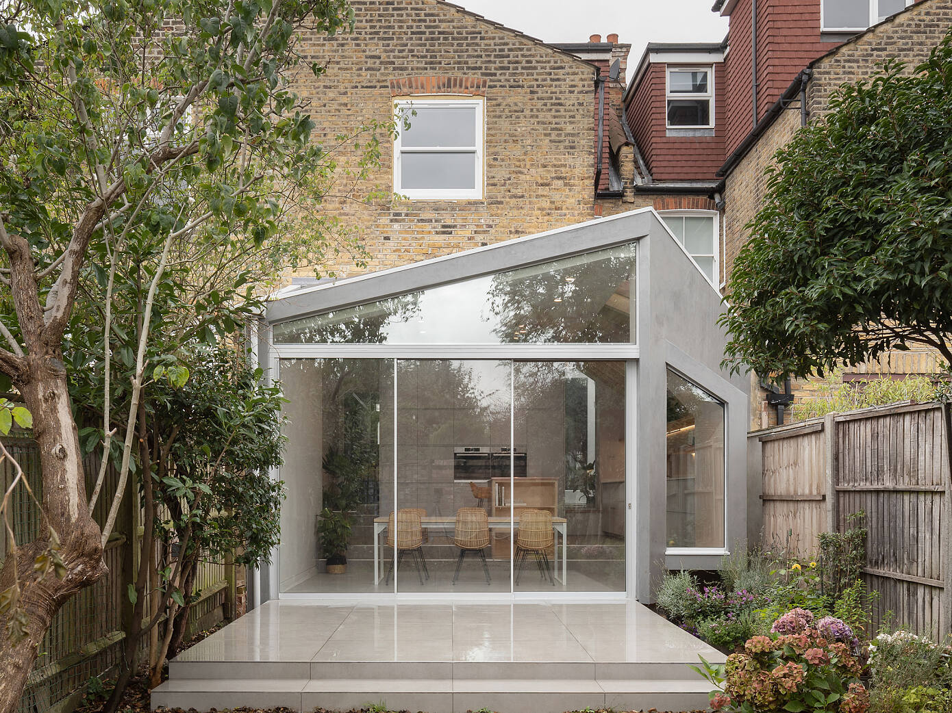 Quarter Glass House by Proctor & Shaw