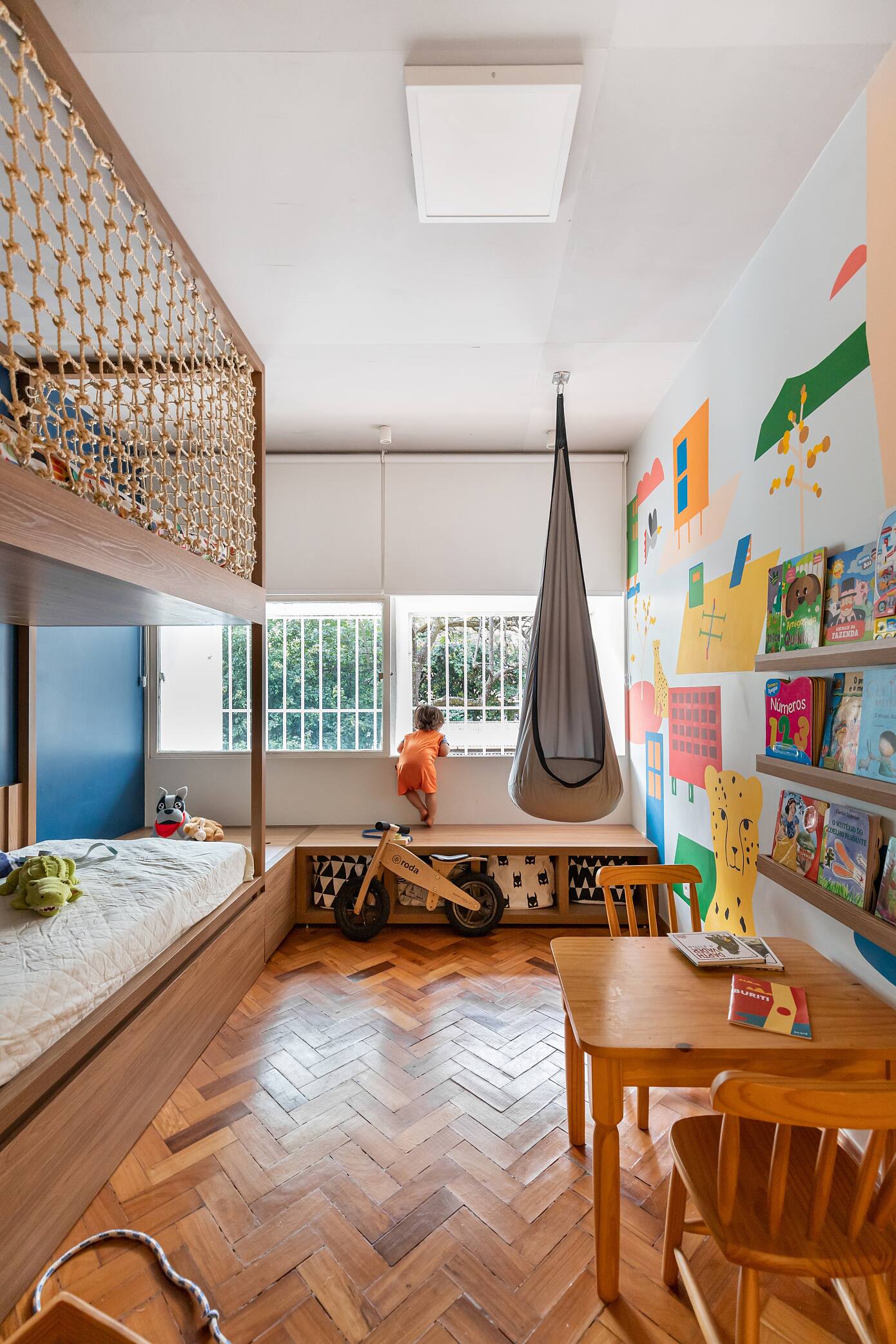 Taquinho Apartment by Lez. Arquitetura