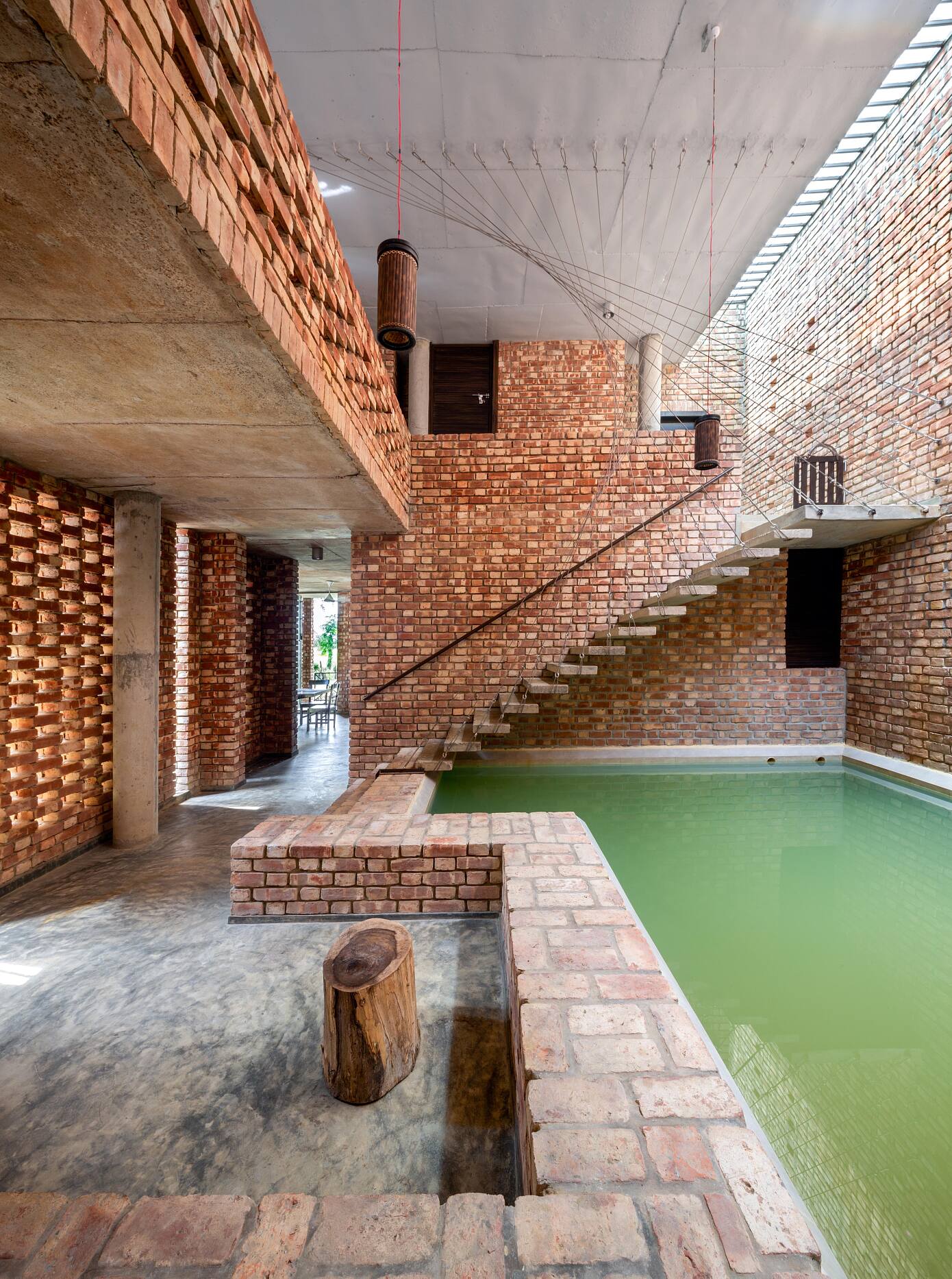 Shikor – Country House by Spatial Architects