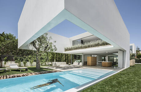Three Trees House by Gallardo Llopis Arquitectos