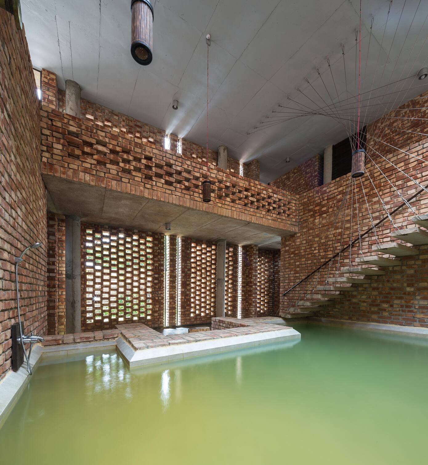 Shikor – Country House by Spatial Architects