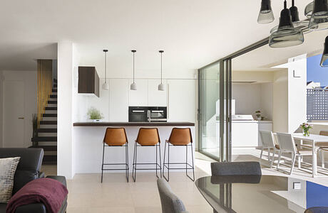 Los Flamingos Penthouse by Alejandro Gimenez Architects