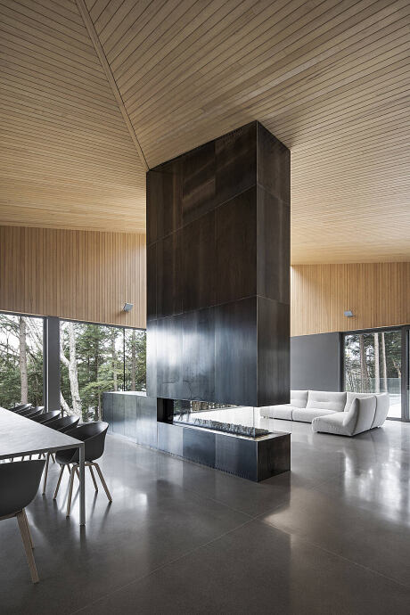 Memphremagog Lake House by Naturehumaine [architecture+design] - 4