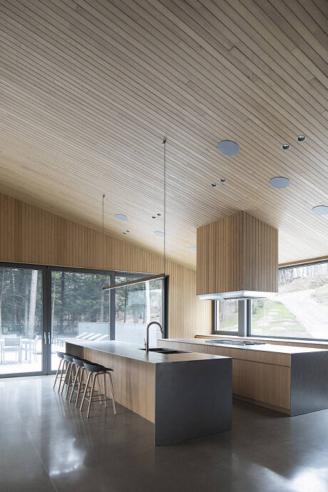 Memphremagog Lake House by Naturehumaine [architecture+design] - 7