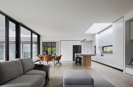 Robinson Rd House by Chan Architecture