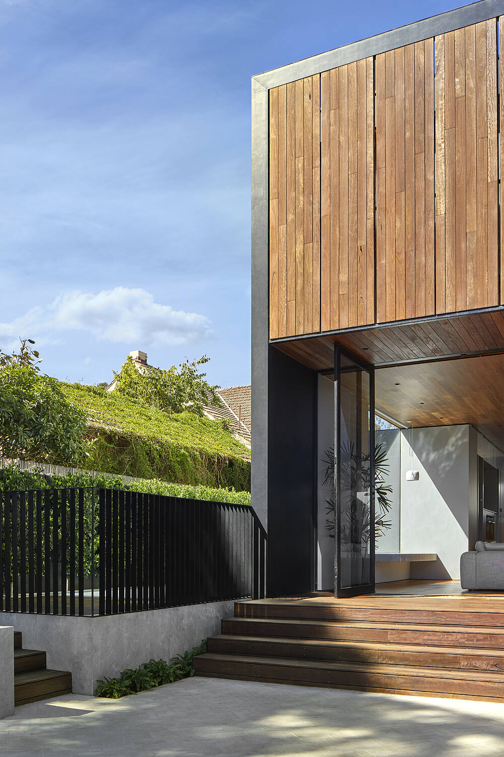 030-open-shut-house-wala