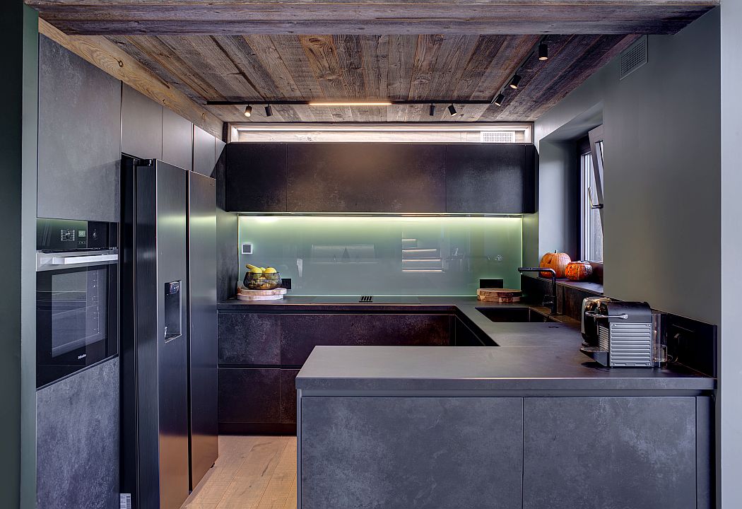 Andromeda / Moontain House by Gruppo Building