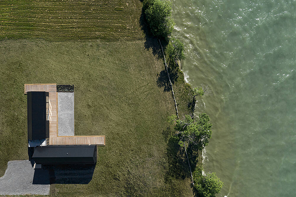 Ell House by Aamp Studio