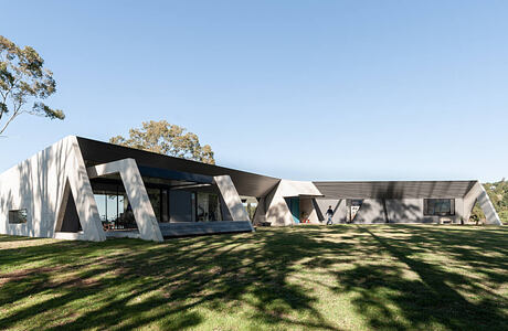 Great Granny House by Harley Graham Architects