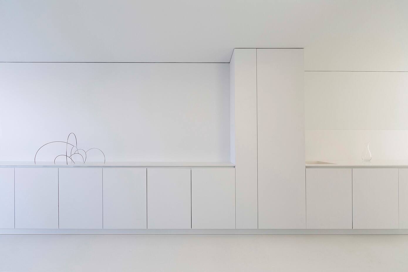 Àtic Blanc by Fran Silvestre Arquitectos