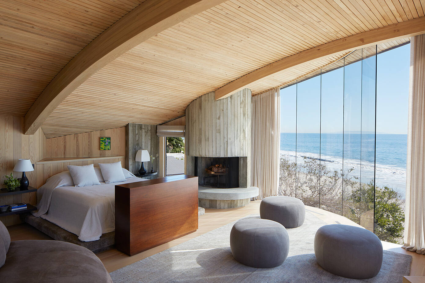 Carbon Beach House by Kovac Design Studio