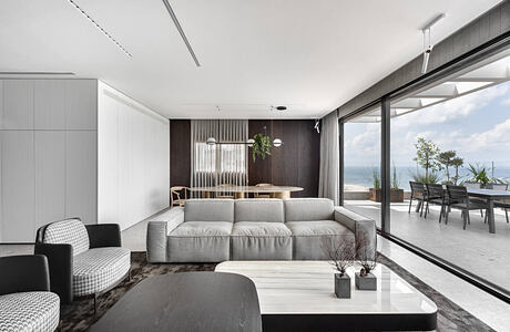 Sea View by Studio Erez Hyatt