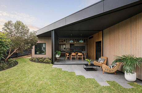 Bungalow 8 House by Splinter Society Architecture