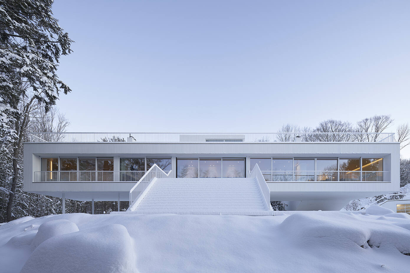 007-lily-pad-saunders-architecture