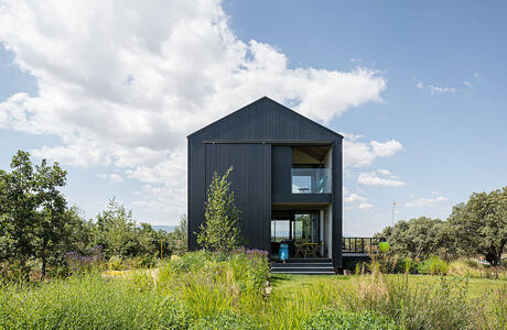 Casa Granero by Alberich-Rodríguez Arquitectos