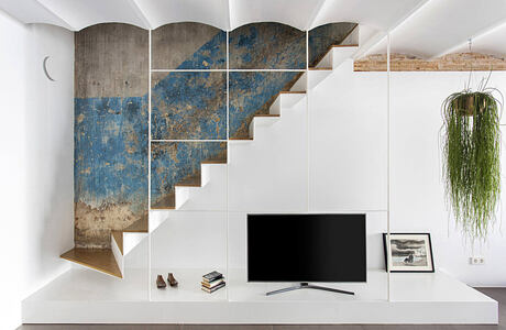 Contemporary Design Duplex by Estudio Vilablanch