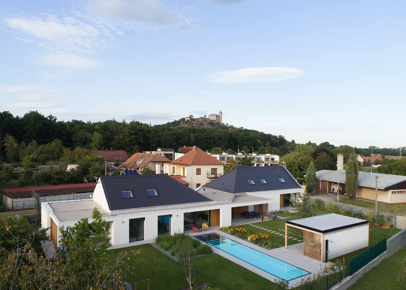 002-family-house-rby-ji-alexander-bedn