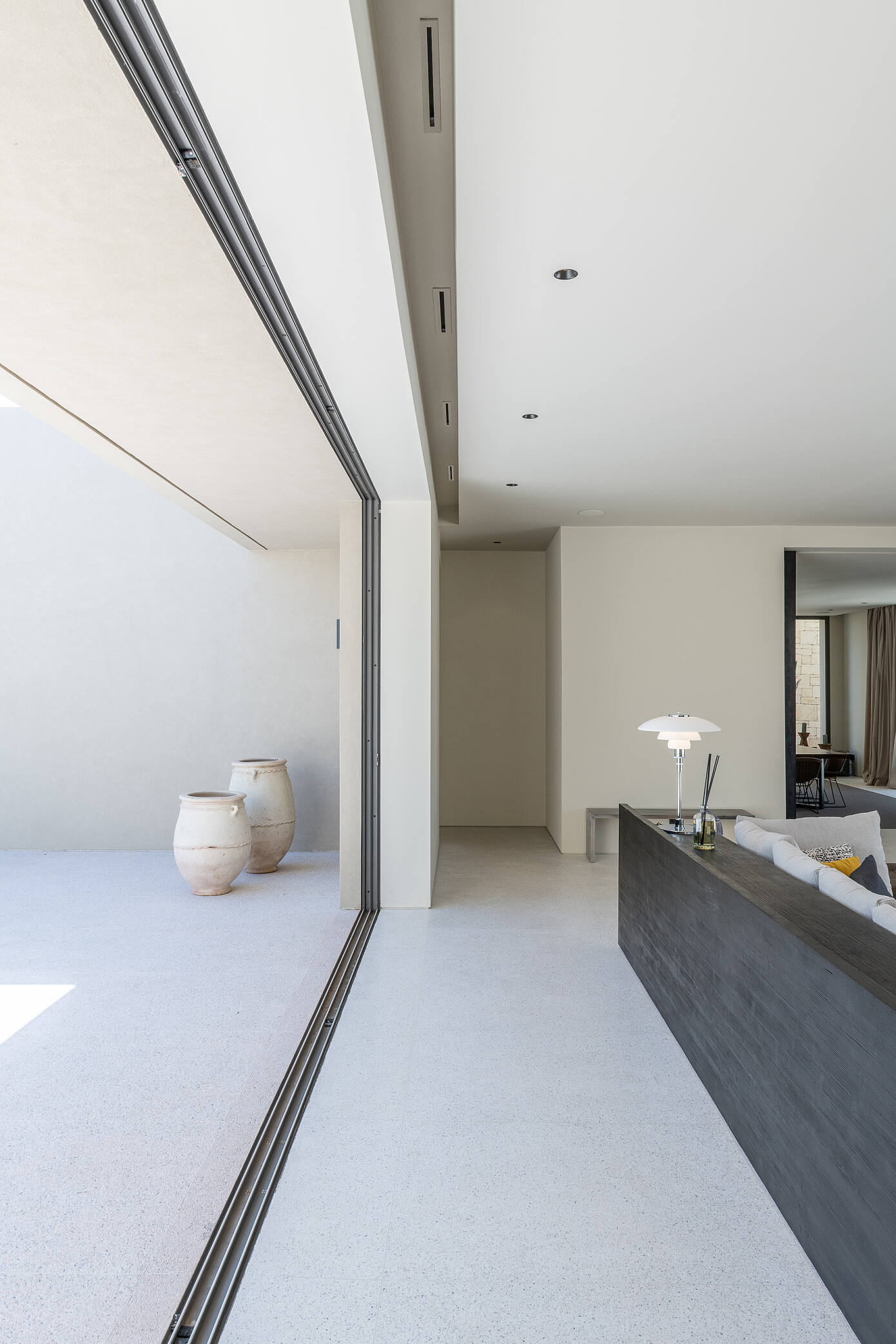 Villa Loha by E-H Atelier d’Architectures