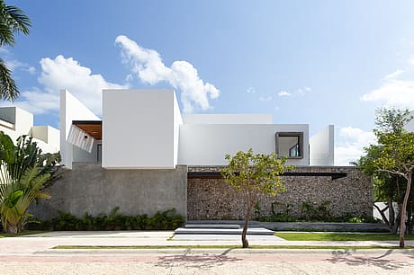 Casa Pelicanos by Estudio AM Arquitectos - 1