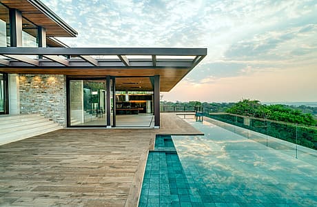 FM House by Dayala e Rafael